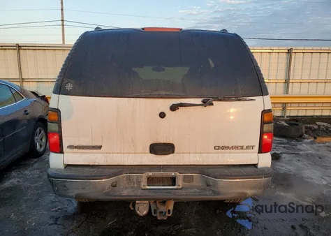 2005 Chevrolet Tahoe C1500 z USA, uszkodzony, nr VIN 1GNEC13T25R187230